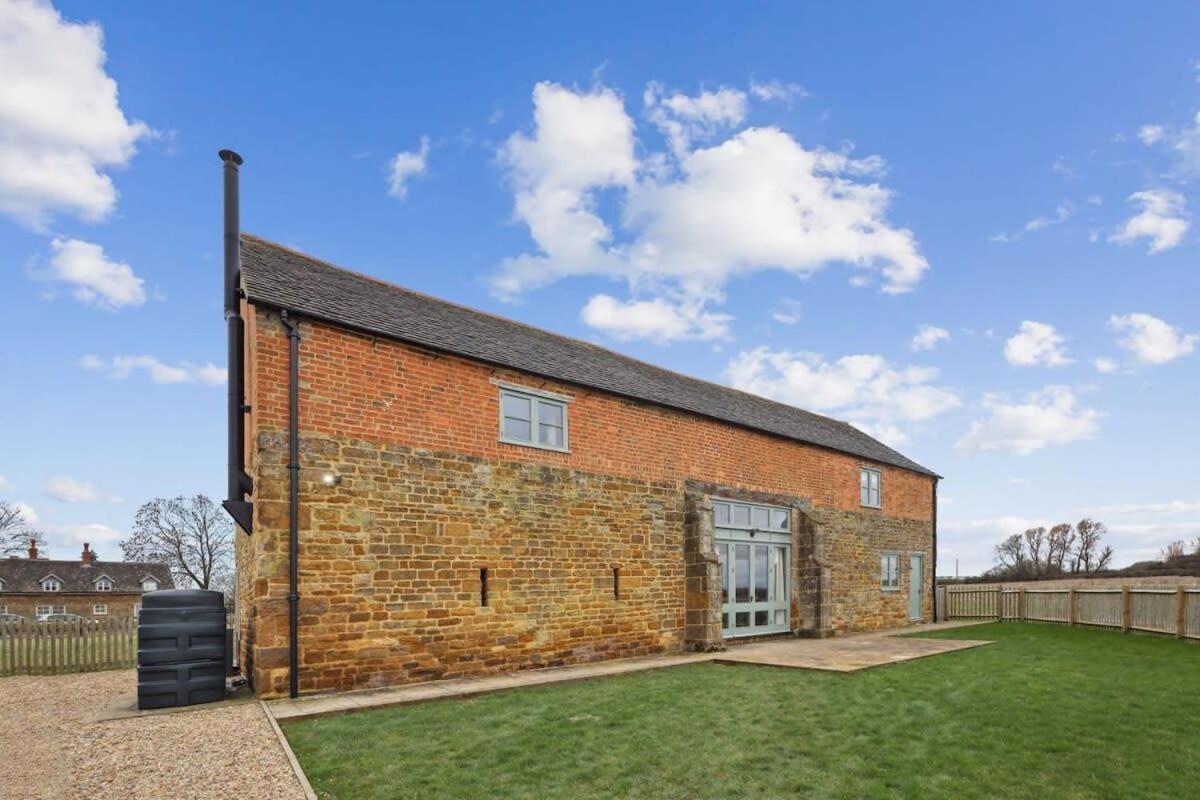 Sophie'S Barn - Hot Tub Packages Available Villa Market Harborough Exterior foto