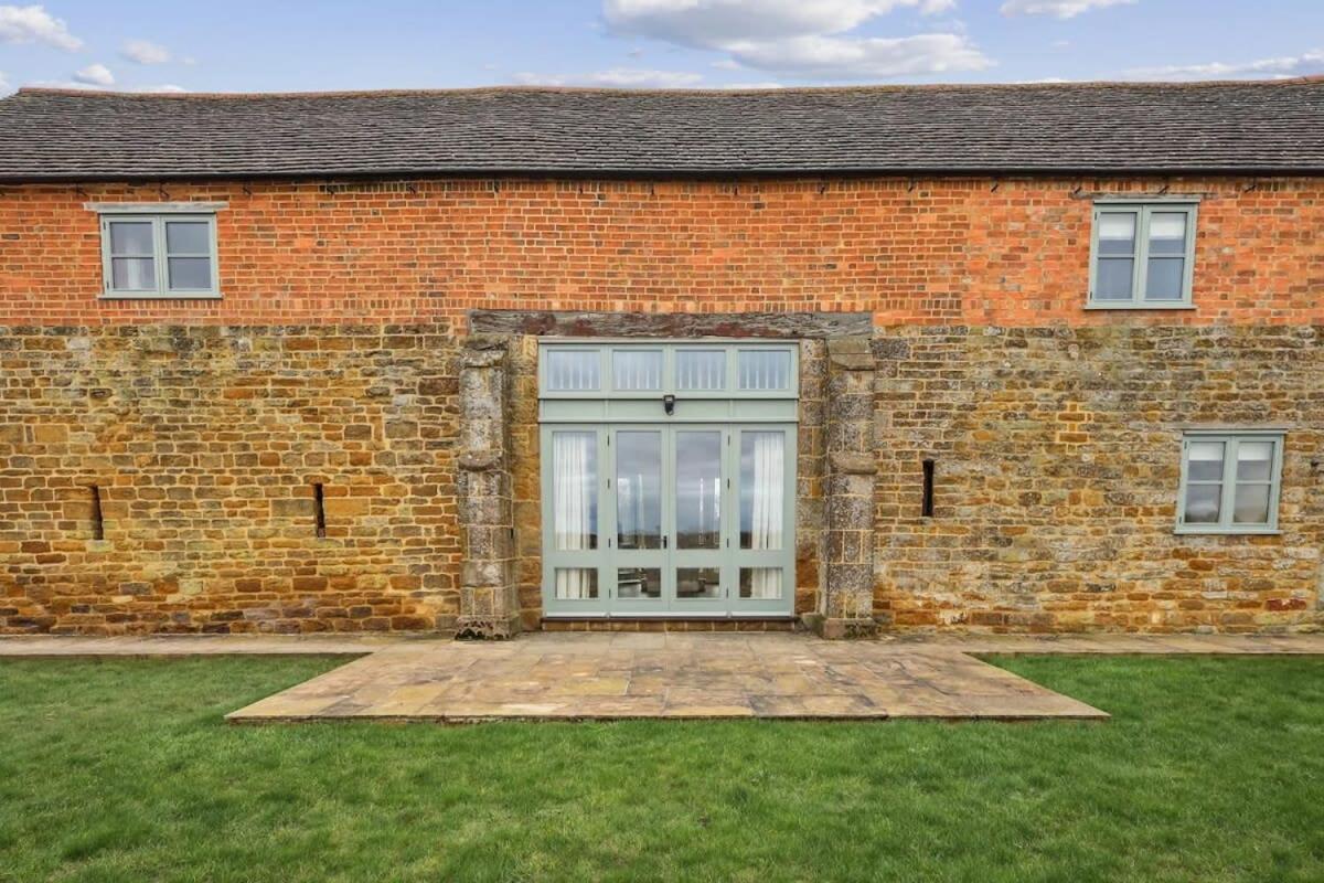 Sophie'S Barn - Hot Tub Packages Available Villa Market Harborough Exterior foto