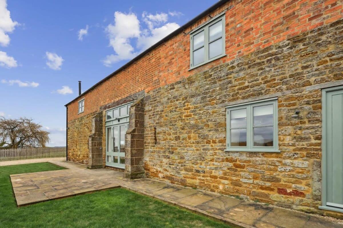 Sophie'S Barn - Hot Tub Packages Available Villa Market Harborough Exterior foto